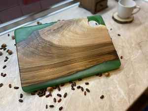 Tabla de Cortar de Madera Resistente para Cocina, Hecha de Madera de Acacia y Mango, que Ofrece Estabilidad y Resistencia - Product Image 5