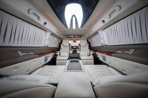 Mercedes-Benz Clase V V 300 2025 Nueva/Usada con Especificaciones GCC en Venta - Product Image 4