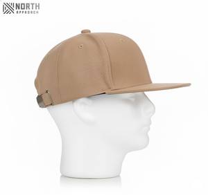 Casquette de baseball en maille à 6 panneaux bicolore, style camionneur, vierge, design simple, qualité supérieure, style vintage, vente en gros, fabricant - Product Image 4