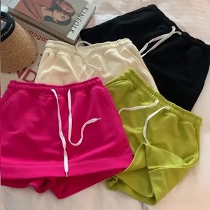 Hommes coups Simple Trois Barres Motif Shorts De Plage Mode Casual Hommes Femmes 3D Imprimé D'été Court Usage Quotidien Board Shorts - Product Image 2