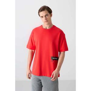 Tommylife เสื้อยืดคอกลมสำหรับผู้ชายพิมพ์ลายขนาดใหญ่88322 Fiesta-Fiesta - Product Image 3