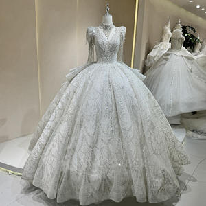 Vestido de Novia Largo con Apliques de Cristal Floral y Cuentas de Estilo Imperio, con Borlas y Pedrería, Modelo DW0184, Moderno y de Lujo - Product Image 1