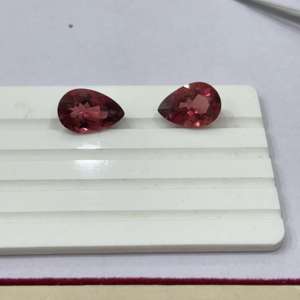 Pierres précieuses de tourmaline en argent fin de haute qualité propre à l'intérieur de la poire coupée cristal de rubylite naturelle paires de gemmes en vrac - Product Image 4