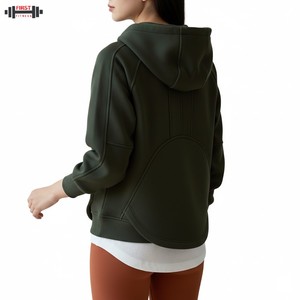 Nouveau sweat-shirt d'hiver confortable sur mesure en grande taille pour femmes, style streetwear, polaire sur le devant, couleur personnalisée, manches longues unies - Product Image 3