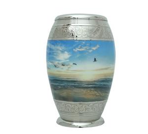 Urna para cenizas humanas Monarca de latón Pájaro volador Urna cremada para cenizas humanas Urna moderna de tamaño completo - Product Image 2