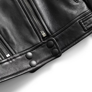 Chaqueta de Motera de Piel de Oveja para Mujer al por Mayor, Estilo Europeo, Ajuste Delgado, Tejida, Ecológica, Reversible, Diseño con Logotipo Personalizado - Product Image 4