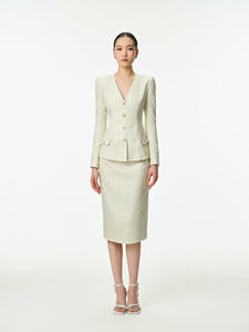 Ensemble de costume jupe élégante pour femmes, veste cintrée à col en V et jupe crayon, en poly coton et élasthanne, OEM ODM Vietnam - Product Image 5