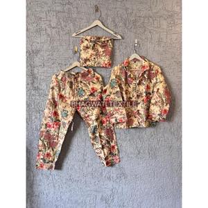 ชุด PJ ผ้าฝ้ายลายดอกไม้ทำจากผ้าฝ้ายเนื้อนุ่มพิเศษของผู้หญิงชุดกลางคืนแบบดั้งเดิมสำหรับใส่ในฤดูร้อนชุดนอนเพื่อความอบอุ่นในเลานจ์หรือนอนหลับ - Product Image 5