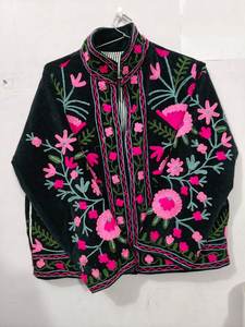 Blouson Bomber en Laine Brodé Suzani Multicolore Fait Main, Vêtement d'Extérieur Vintage Artisanal, Hiver Respirant et Coupe-Vent - Product Image 2