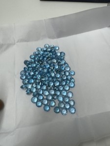 Topacio Azul Creado en Laboratorio, 5-6 mm, Corte Brillante Redondo, Gema Suelta para Joyería, de Rajasthan Gigli Rigli Gems - Product Image 6