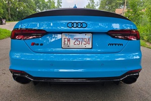 รถยนต์มือสองที่เชื่อถือได้ ปี 2018 ออดี้ RS5 คูเป้ เทวินเทอร์โบ V6 พร้อมอุปกรณ์ครบครัน - Product Image 2