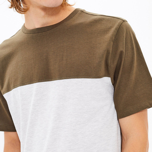เสื้อยืดทรงหลวมลำลองสีบล็อกแขนสั้นสำหรับผู้ชายเสื้อยืดสีตัดกัน - Product Image 1