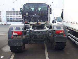 รถบรรทุกเมอร์เซเดส-เบนซ์ เซทรอส ปี 2015 ขับเคลื่อน 4 ล้อ ยูโร 4 กำลังเกิน 450 แรงม้า สำหรับการขนส่งด่วน - Product Image 4