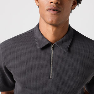 Polo de golf personnalisé pour hommes OEM Chemises de performance à séchage rapide à manches longues et courtes Chemises polo tricotées avec options de taille plus - Product Image 3