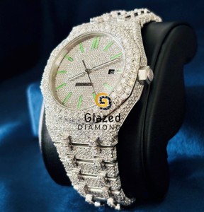 Montre Hip Hop entièrement sertie de moissanite pour homme avec bracelet vert Stick Bar Montre-bracelet à quartz avec diamants VVS - Product Image 3