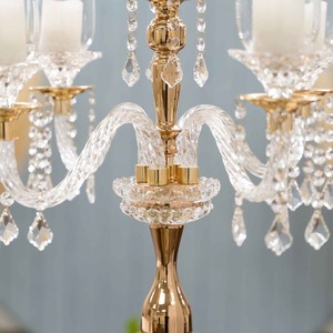 Vente en gros, bougeoir personnalisé élégant en aluminium, dessus de table décoratif moderne en métal pour Noël - Product Image 5