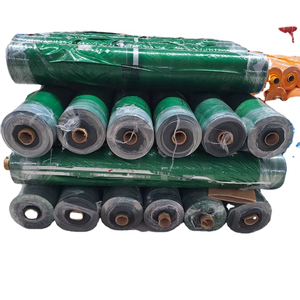 Rouleaux de tissu PE personnalisables fabriqués en usine avec diverses options GSM et couleur Caractéristique étanche - Product Image 1