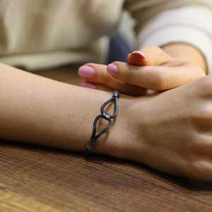 กำไลข้อมือเงินแท้ 999 แบบถักมือ Kazaziye  ชุบออกซิไดซ์ เครื่องประดับแฟชั่น - Product Image 1