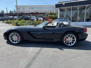 USADO LHD/RHD 2004 D O D G E VIPER SRT10 - Product Image 2