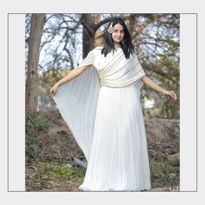 Boutique indienne Zipper Style robe en georgette semi-cousue avec manches fantaisie travail tenue décontractée en été disponible à la vente - Product Image 5