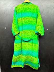 Robe kimono élégante en soie faite à la main, en crêpe, pour femme, été/printemps, motif floral, pour les vacances, la plage, la détente, cadeau pour elle - Product Image 5