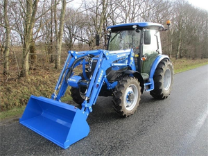 Tractor de Ruedas SOLIS 550V S5500 4WD Más Vendido con Cargador y Cabina, Motor de 55HP con Caja de Cambios - Product Image 3