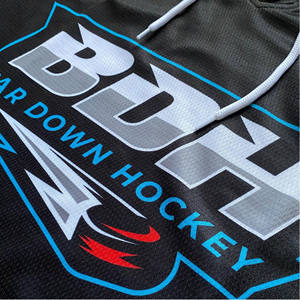 Camiseta de hockey sobre hielo sublimada de equipo personalizado de alta calidad 100% poliéster logotipo personalizado al por mayor hecho en Pakistán con cordones a la venta - Product Image 5