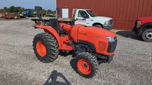 2021 pour L2501 4x4 tracteur à roues tracteur agricole avec moteur pompe robuste et roulement 24.8HP prêt à fonctionner - Product Image 2