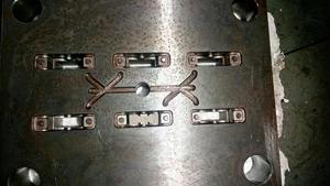 Moulage par injection plastique à haute demande pour procédés de fabrication et applications industrielles Utilisation pour l'approvisionnement mondial - Product Image 5