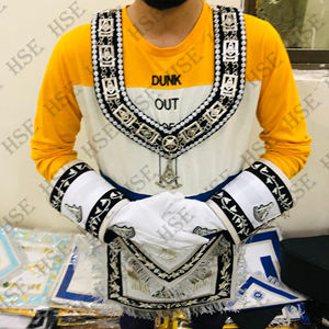 Tablier, poignets et collier de maître maçonnique brodés à la main, gants noirs HSE - Product Image 5