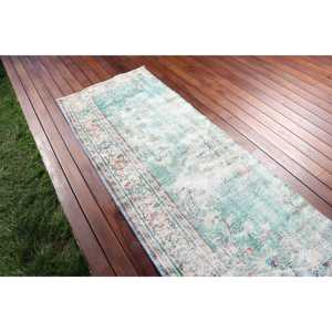 Alfombra Turca Vintage de 2.8x8.3 pies, Alfombra de Lana con Borde Azul - Product Image 3