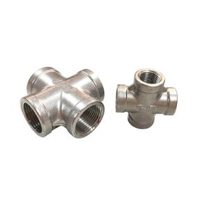 Les garnitures de tuyau croisées faites sur commande de l'acier inoxydable 4-Way de haute spécification lissent l'OEM/ODM de surface pour diverses industries - Product Image 1