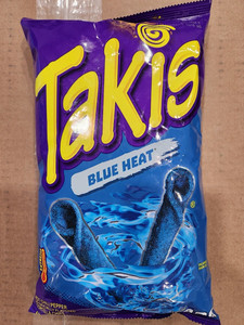 Entrega el Mismo Día: Takis Blue Heat 9.9oz, Bolsa Tamaño Fiesta de 17oz, Chips Crujientes de Tortilla con Chile Picante en Venta - Product Image 4
