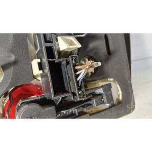LUZ TRASERA IZQUIERDA INTEGRADA EN LA PUERTA VOLKSWAGEN Touareg 1ª Serie 7 L6945093R BKS (02>06) - Product Image 3