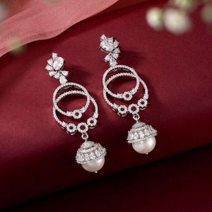 Boucles d'oreilles Jhumki en argent sterling 925 plaqué rhodium perle diamant sphère pour mariages fiançailles anniversaires idée cadeau parfaite - Product Image 1