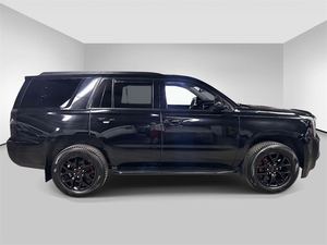 G-M-C Y-u-k-o-n SLT 2020, édition standard, turbo, transmission intégrale, intérieur clair, faible kilométrage, prix en stock, prêt à être expédié - Product Image 2