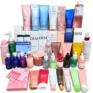 Crema Viso Medicub 1.94 oz con Vitamina C e Camelia, Etichetta Privata, Idratazione Profonda, Anti-Rughe, per Tutti i Tipi di Pelle - Product Image 2