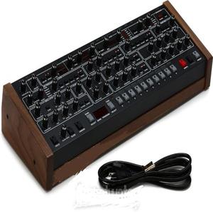 SYNTHÉTISEUR ANALOGIQUE POLYPHONIQUE 6 VOIX DE HAUTE QUALITÉ POUR PROPHET-6 - Product Image 1