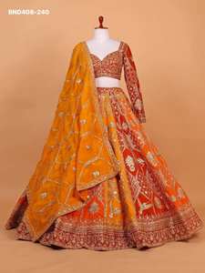 Magnifique Lehenga Choli en Faux Georgette avec Broderie Intriquée de Fils et de Paillettes, Fabricant de Mode Féminine - Product Image 2