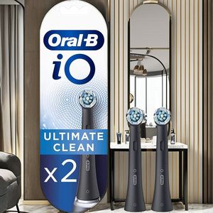 Cabezal de cepillo de dientes eléctrico Oral-B iO Ultimate Clean, cerdas retorcidas y anguladas para una eliminación más profunda de la placa, paquete de 2 cepillos de dientes - Product Image 1