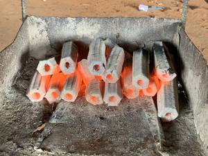 | Carbón de serrín | CALIDAD HEXAGONAL DE LUJO GRADO A PLUS HECHO EN VIET NAM LISTO PARA CARGAR WHATSAPP + 84 911 735 511 - Product Image 5