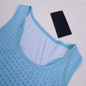 Sublimation personnalisée imprimé respirant sans couture hommes femmes Gym débardeurs Sport maillots nouveau Design de mode débardeur entraînement - Product Image 5