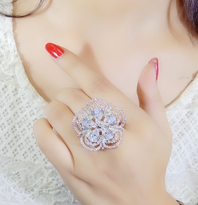 แหวนทองเหลืองแฟชั่นทันสมัย monalisa สำหรับงานปาร์ตี้ปรับแต่งเครื่องประดับเป็นกลุ่ม - Product Image 3