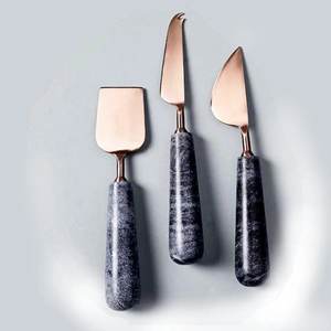 Juego de Cuchillos para Queso de Acero Inoxidable Pulido Espejo con Mango de Mármol, Moderno y Lujoso, Apto para Lavavajillas, para Uso en la Mesa del Comedor - Product Image 3