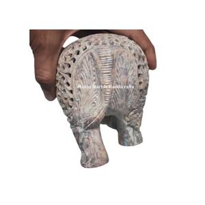 Escultura de animal tallada de esteatita de diseño clásico superior con diseño pulido natural para artículos de decoración del hogar - Product Image 3