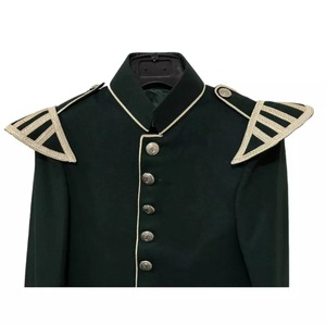 ผ้ากำมะหยี่สีดำที่ได้รับแรงบันดาลใจจากยุคฟื้นฟูศิลปวิทยาที่มีลวดลายและสวมใส่สบายสำหรับกิจกรรมทางประวัติศาสตร์และคอสเพลย์ - Product Image 4