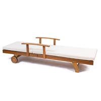 Chaise longue pliante en teck durable, design moderne, structure en bois massif, coussin en polyester, pour plage et jardin.