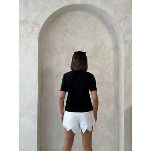 เสื้อยืดผู้หญิงมีกระเป๋า จำหน่ายราคาส่ง - Product Image 1