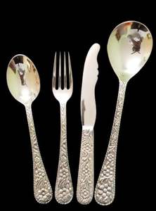 Ensemble de couverts en métal au look élégant placage avec poignée décorée couverts de service ensemble cuillère et fourchette au fini brillant à vendre - Product Image 3