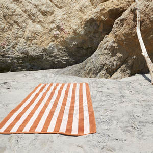 Toalla de Playa Ecológica de Algodón Orgánico de Alta Calidad, Absorbente, Suave para la Piel, Duradera para Nadar, Viajes Familiares - Product Image 2
